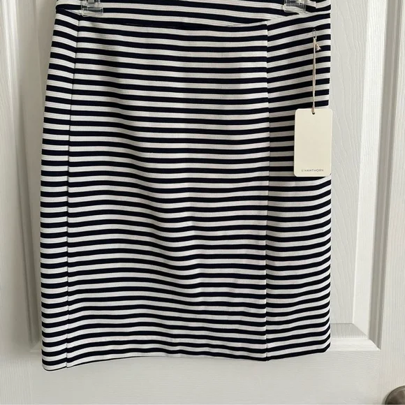 Striped Mini Skirt M - Picture 2 of 4